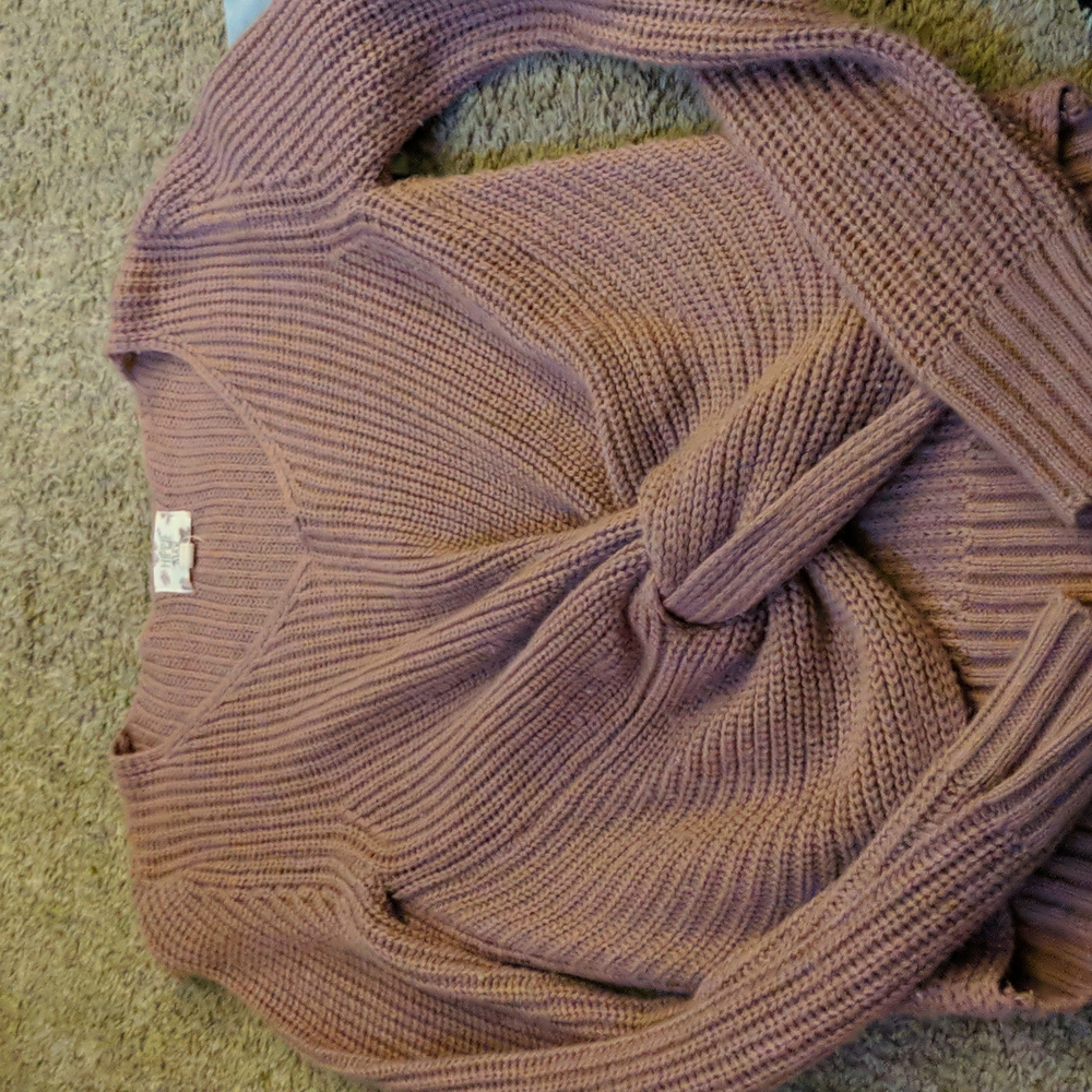 Rose pink knitted sweater